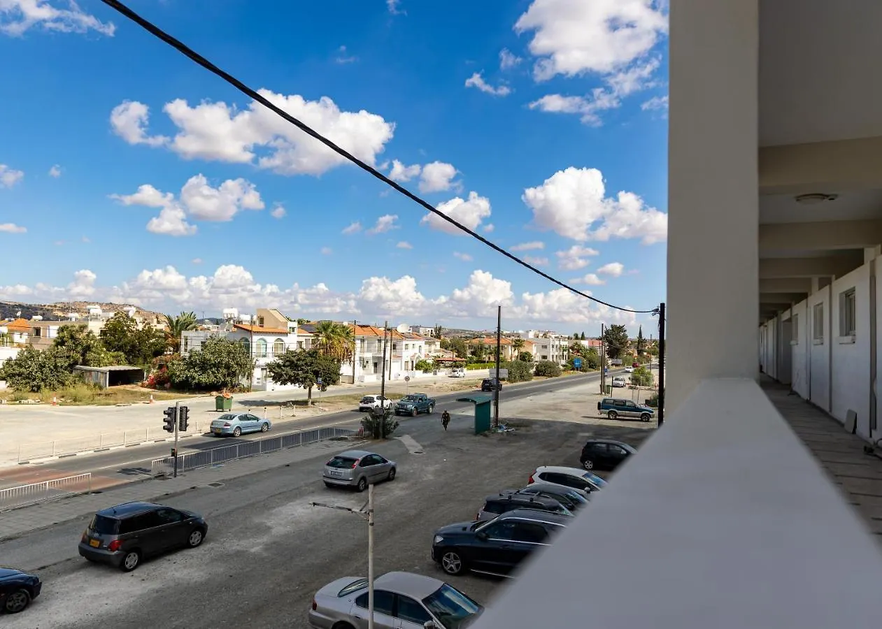 Larnaca Beachhouse Cypr