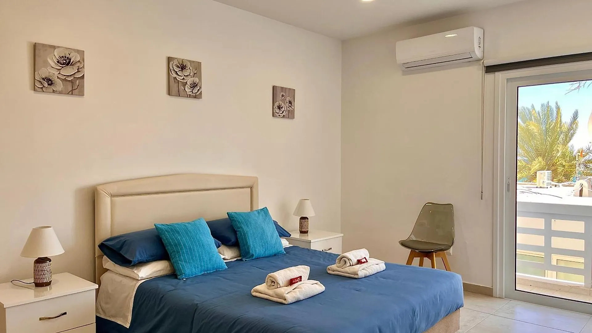 Larnaca Beachhouse