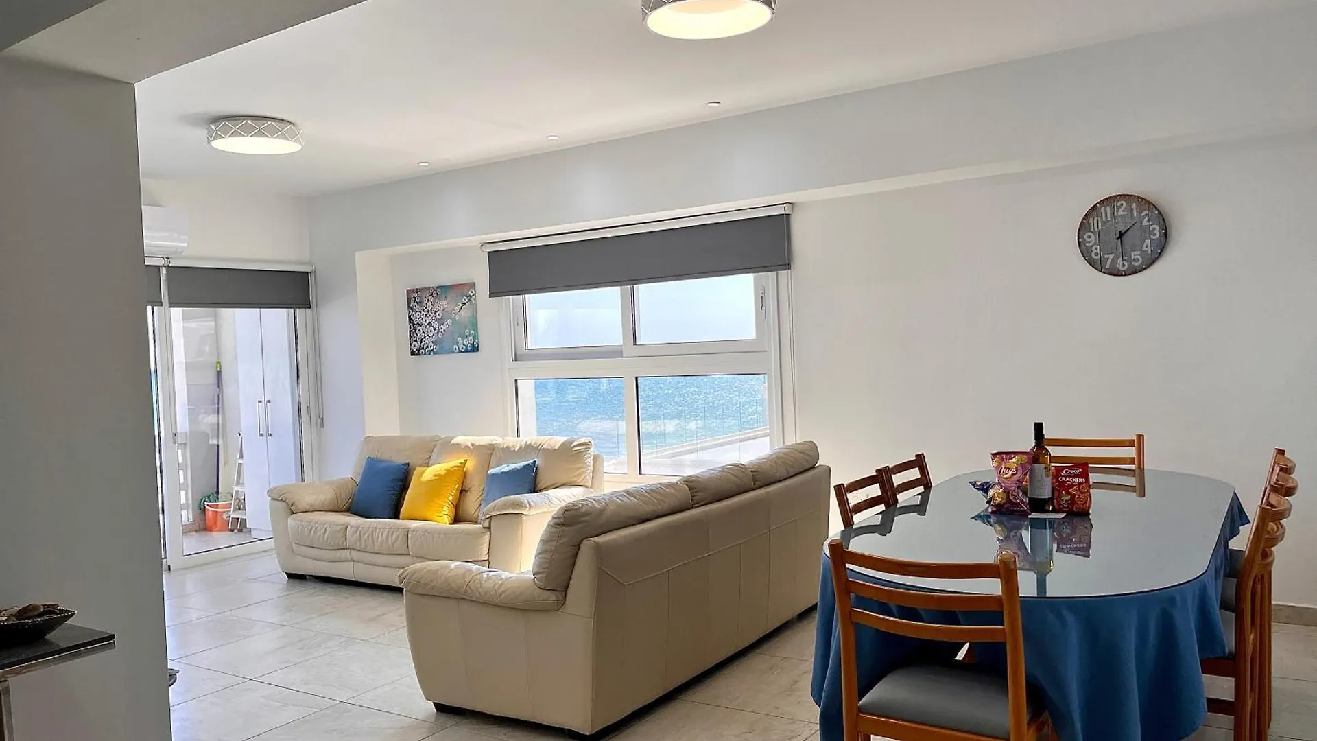Larnaca Beachhouse Apartament